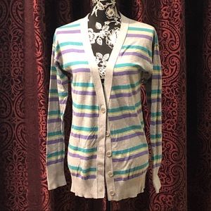 🌞 5/$25 Summer Sale 🌞 Cute lightweight cardigan